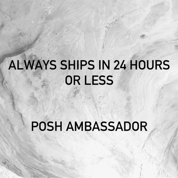 🦋 Luxe Boutique *find* Feather sweater ⭐️ One of a kind! - Picture 2 of 12